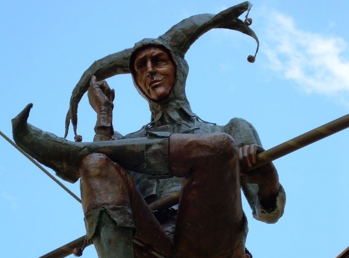The Statue of Mujkó