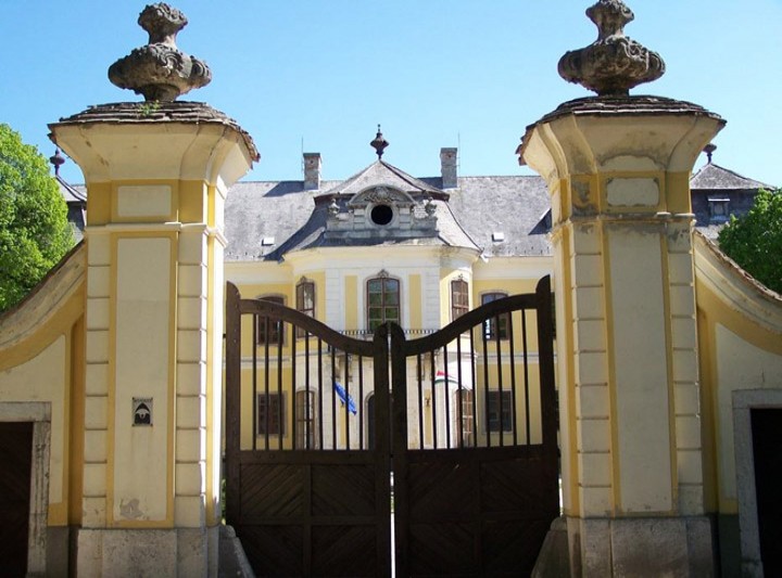 Lamberg-Schloss, Mór
