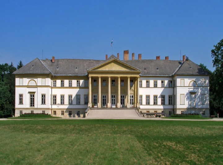 Schloss Festetics, Dég