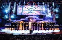 Kulisszatitkok – hogyan lesz a jégpályából színház? Aréna túra, meglepetés vendégekkel.