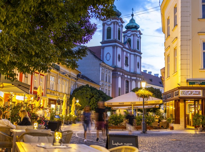 FIESZTA a Belvárosban - ezen a hétvégén is teraszozz Fehérváron!